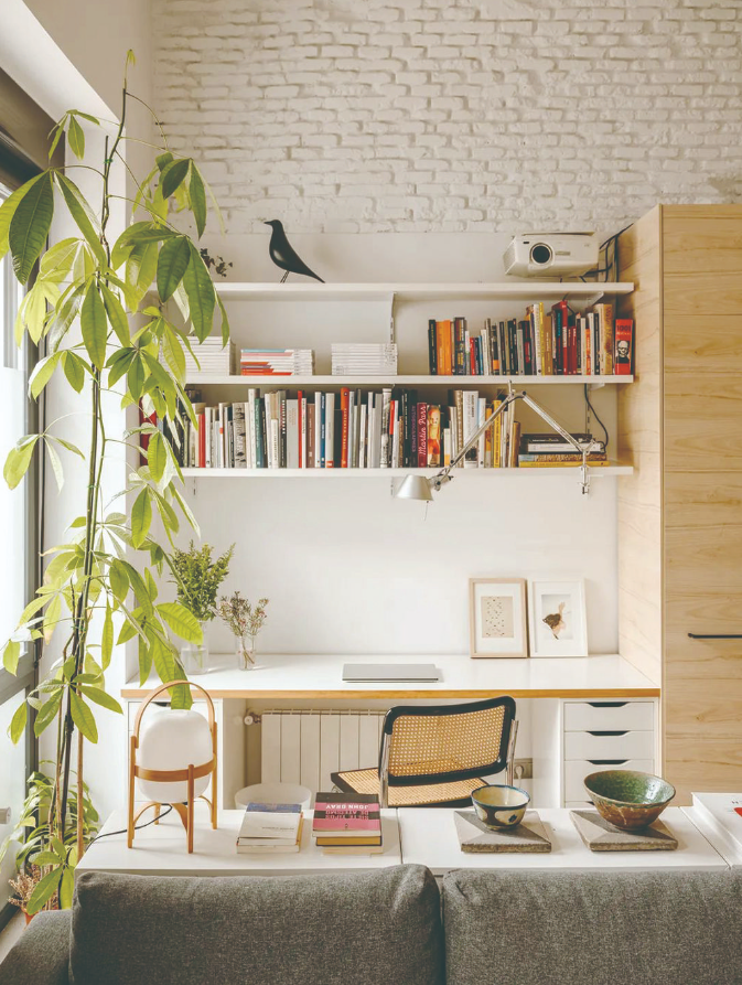 Maximize Minimal – Transform Your Nook With the Perfect Corner Desk